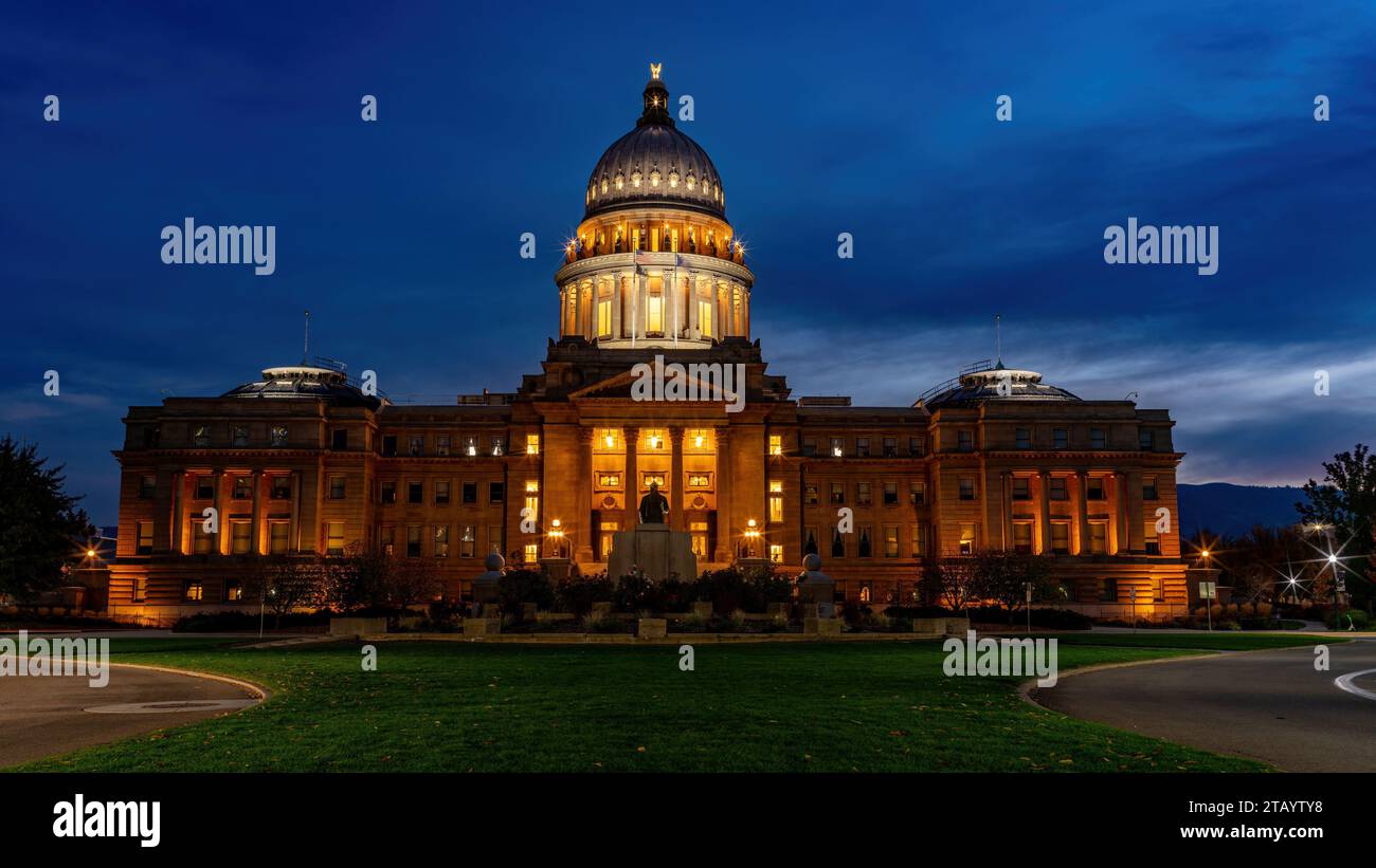 Idaho State Capital at night in downtown Boise Stock Photo