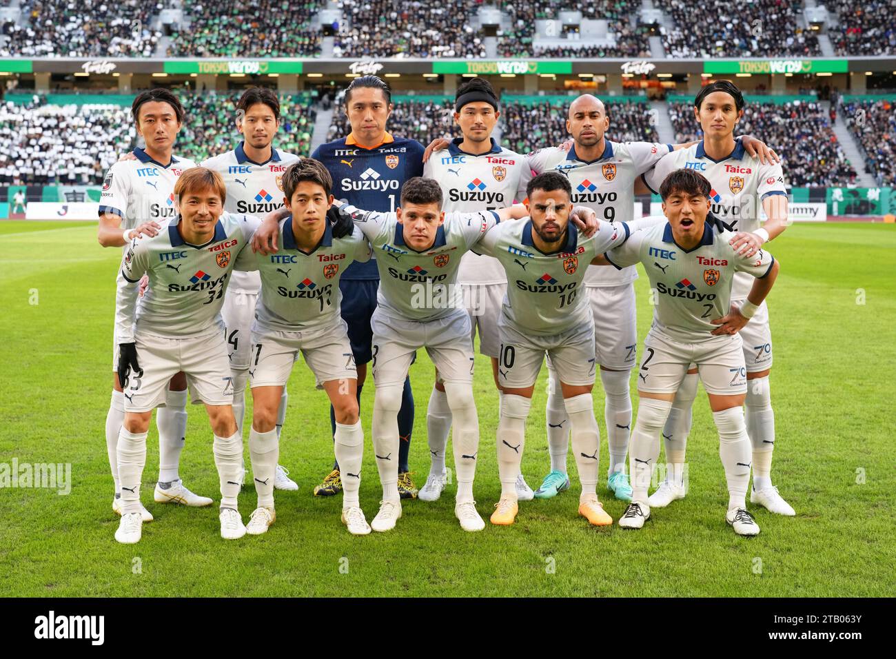 Tokyo, Japan. 2nd Dec, 2023. Shimizu S-Pulse team group line-up Football/Soccer : 2023 J.LEAGUE Road to J1 Play-offs Final at the National Stadium in Tokyo, Japan . Credit: AFLO SPORT/Alamy Live News Stock Photo