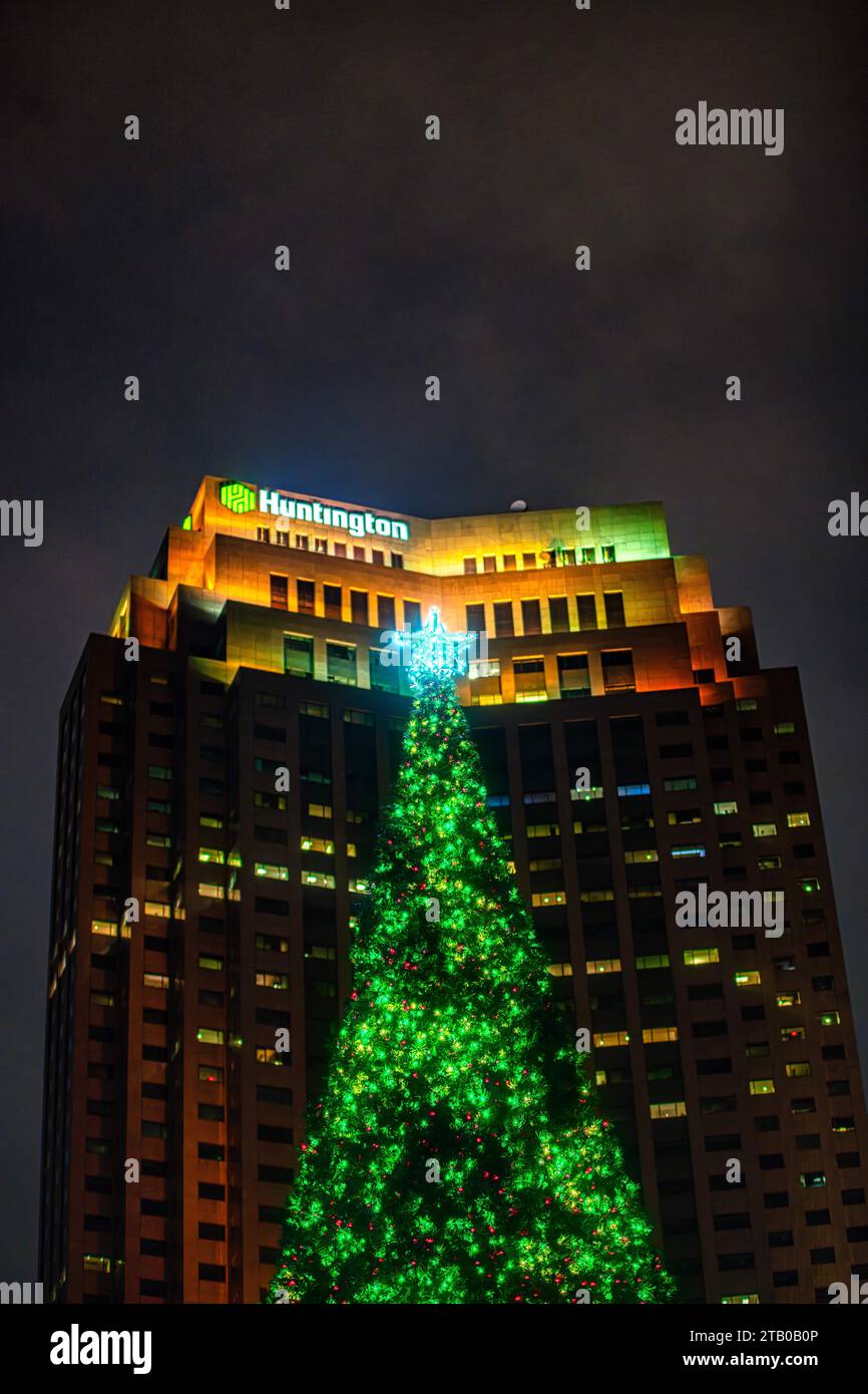Christmas Lights in Cleveland Public Square Stock Photo Alamy