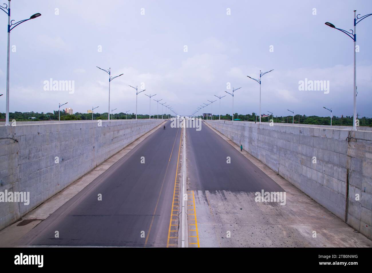 Non-stop Speed way Purbachal expressway road in Dhaka-Bangladesh Stock Photo