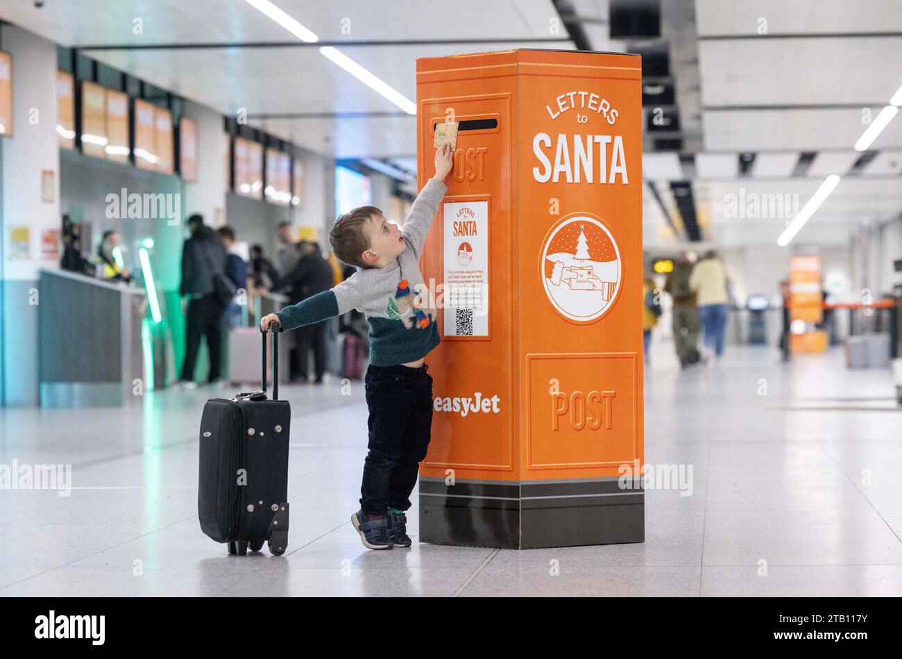 Easyjet Posts EDITORIAL USE ONLY Jacob Cox, aged 4, posts a letter to Santa via ...