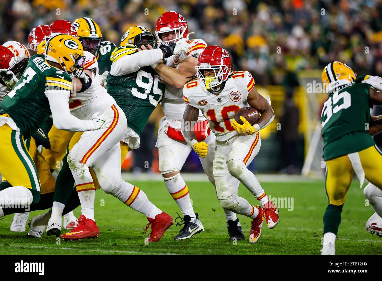 Green Bay, Wisconsin, USA. 3rd Dec, 2023. Kansas City Chiefs running ...
