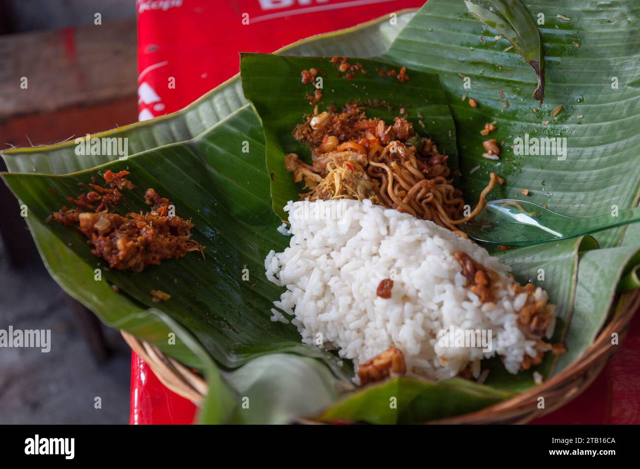 Rice wrapped in a banana leaf hi-res stock photography and images - Alamy