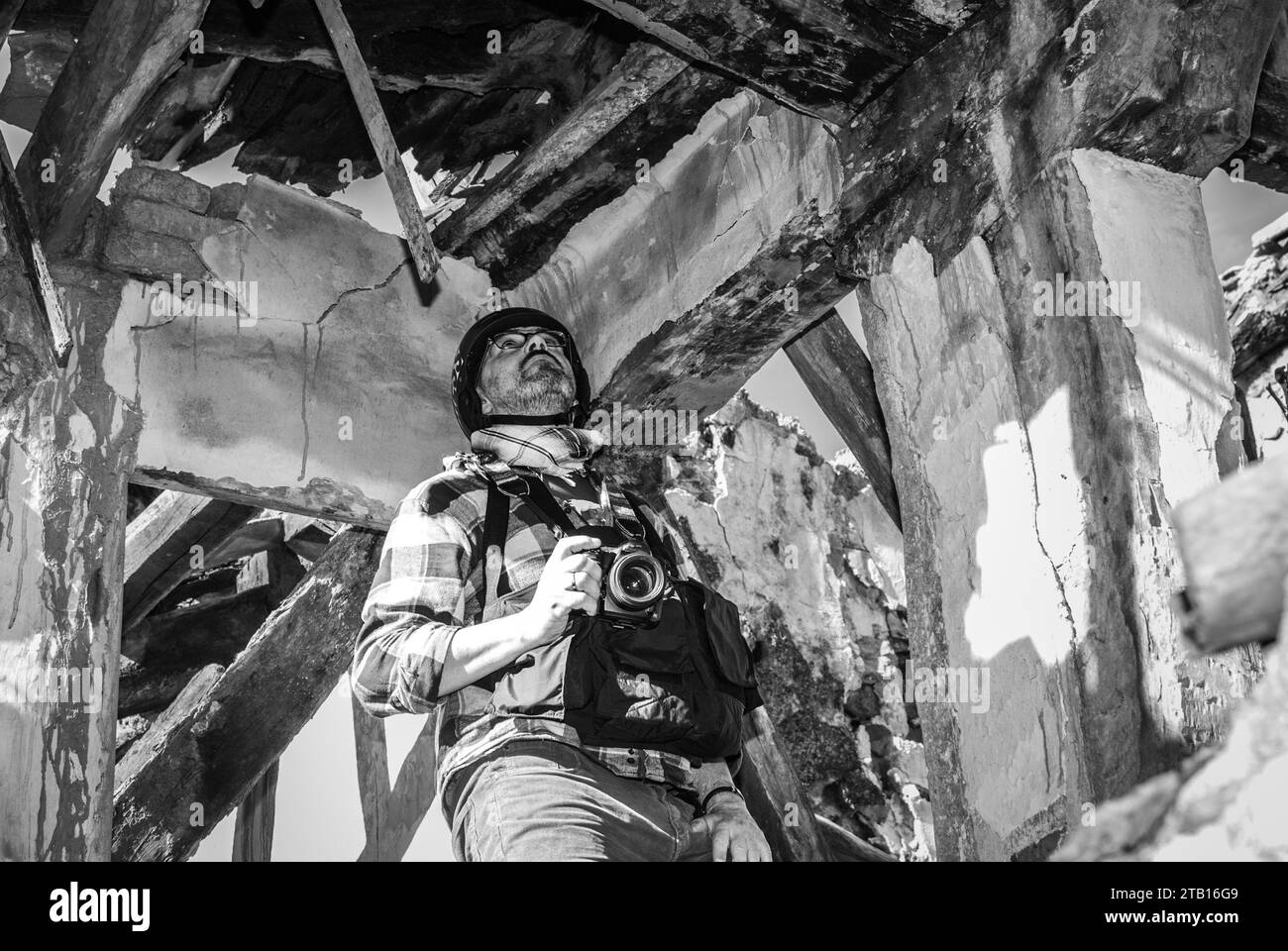 Gaza strip bombed Black and White Stock Photos & Images Alamy