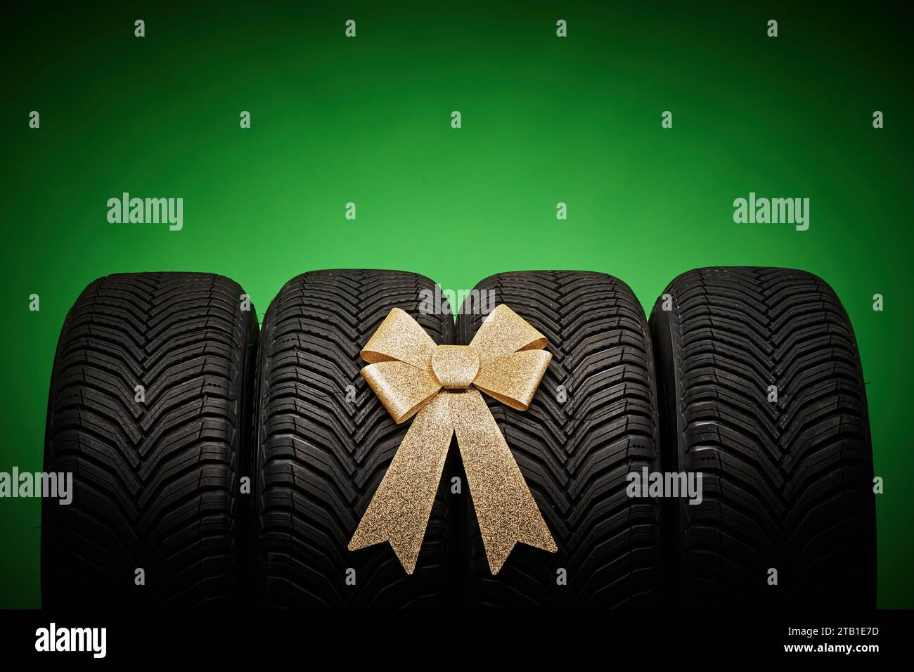 Tyre industry hi-res stock photography and images - Page 11
