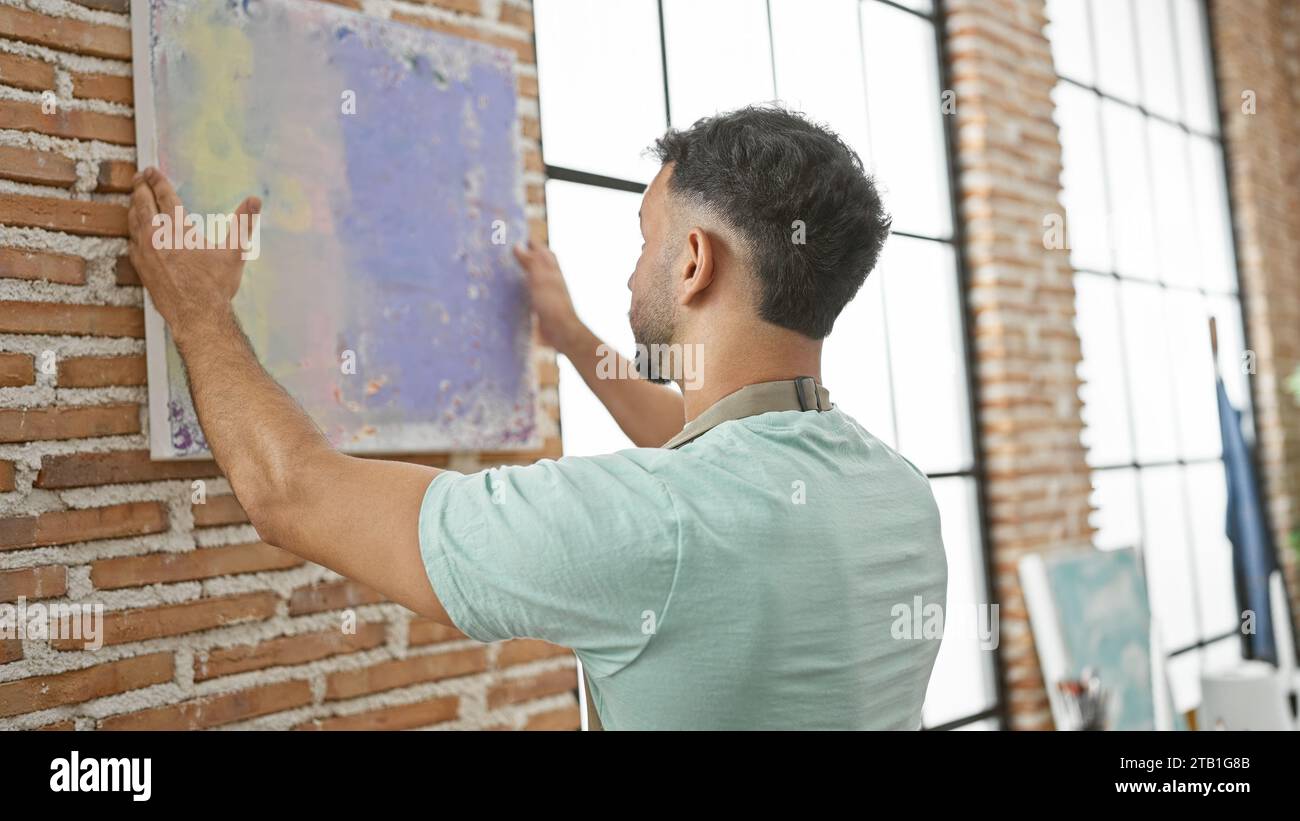 Young arab man artist drawing hi-res stock photography and images - Alamy