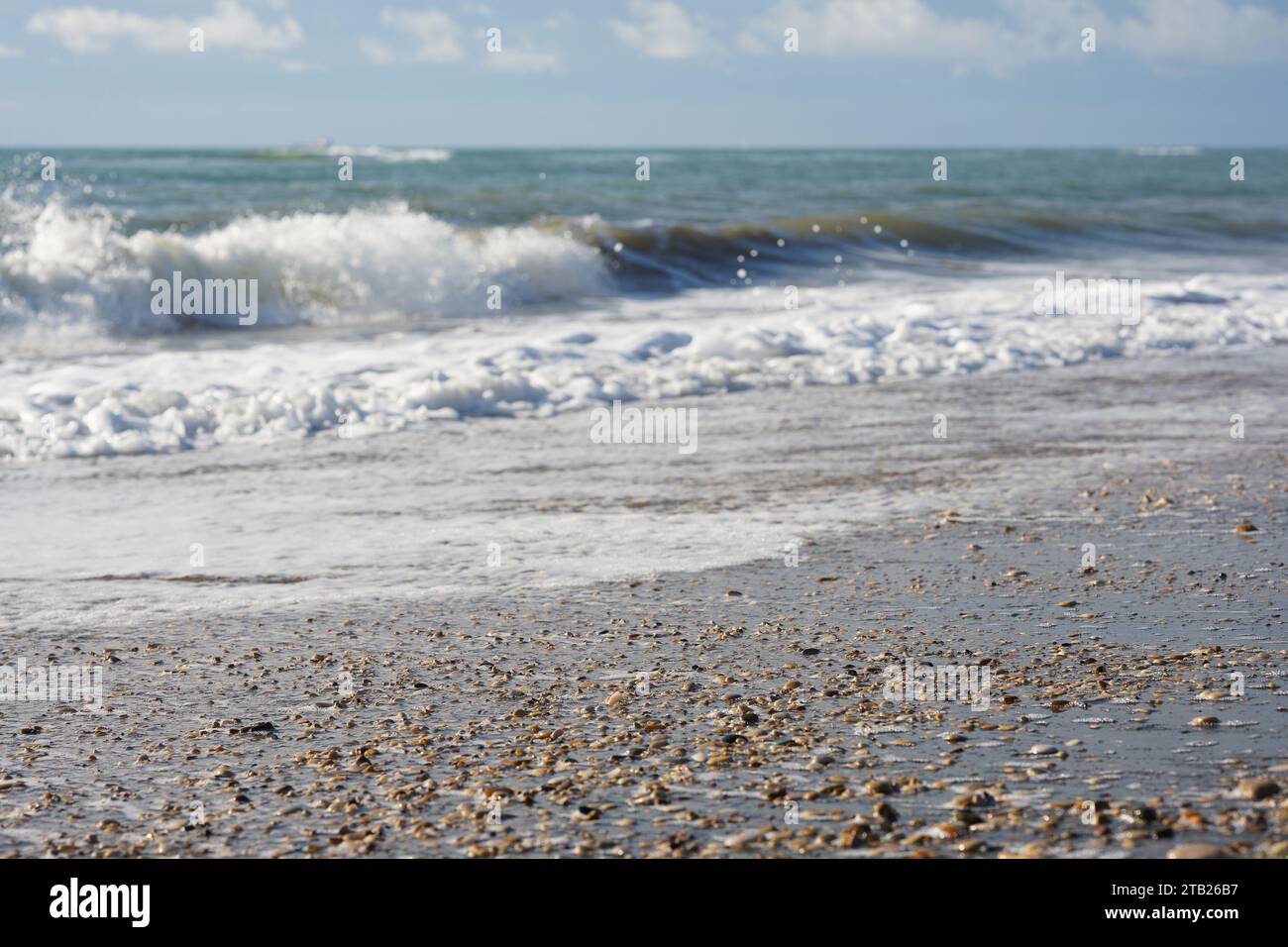Foamy waves sea splashing hi-res stock photography and images - Alamy