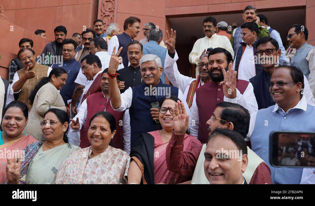 New Delhi, India. 04th Dec, 2023. Bharatiya Janata Party leader Gajendra Singh Shekhawat along with other Members of Parliament (lawmakers) shows victory sign on the first day of the Parliament winter session 2023, at Parliament House. Prime Minister Modi said the opposition should learn from defeat and consider this a golden opportunity and move forward with positivity this session. (Photo by Naveen Sharma/SOPA Images/Sipa USA) Credit: Sipa USA/Alamy Live News Stock Photo