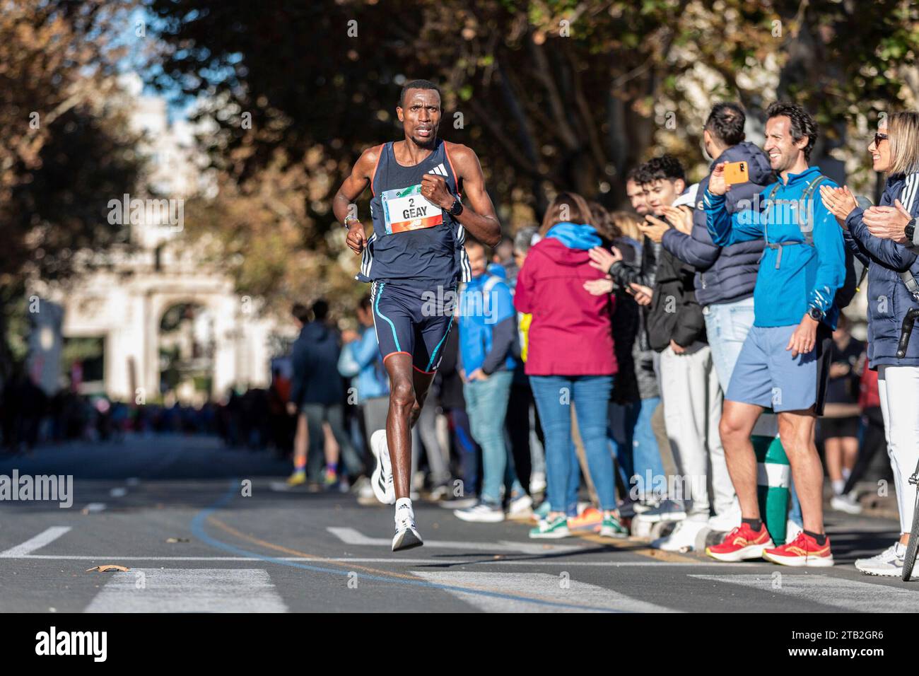 Gabriel GEAY (2) beim MarathonLauf in Valencia (Spanien) am 3