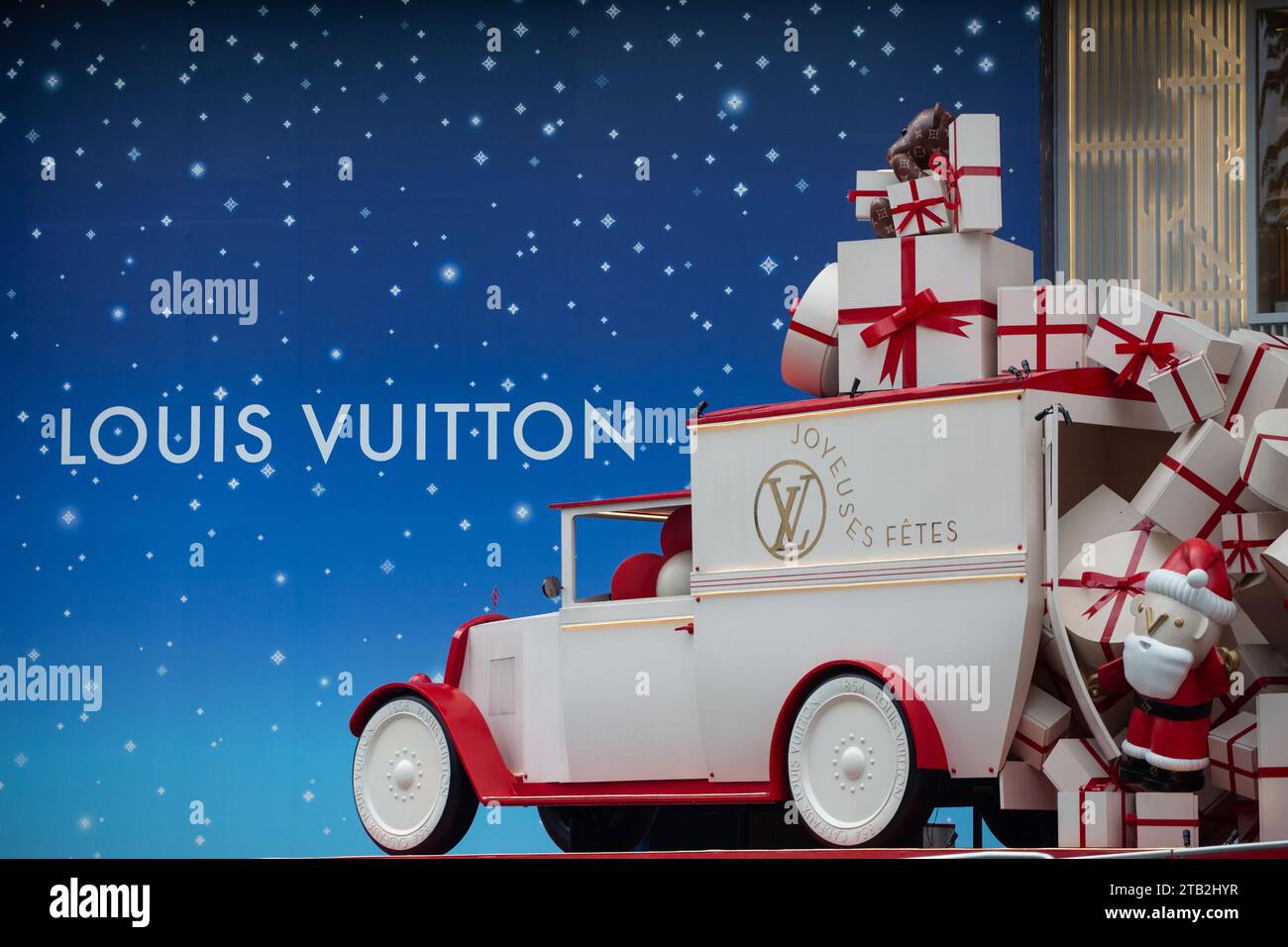 LOUIS VUITTON - LOUIS VUITTON クリスマスショッパー 2024の