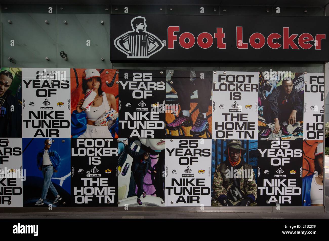 tuned 2 foot locker