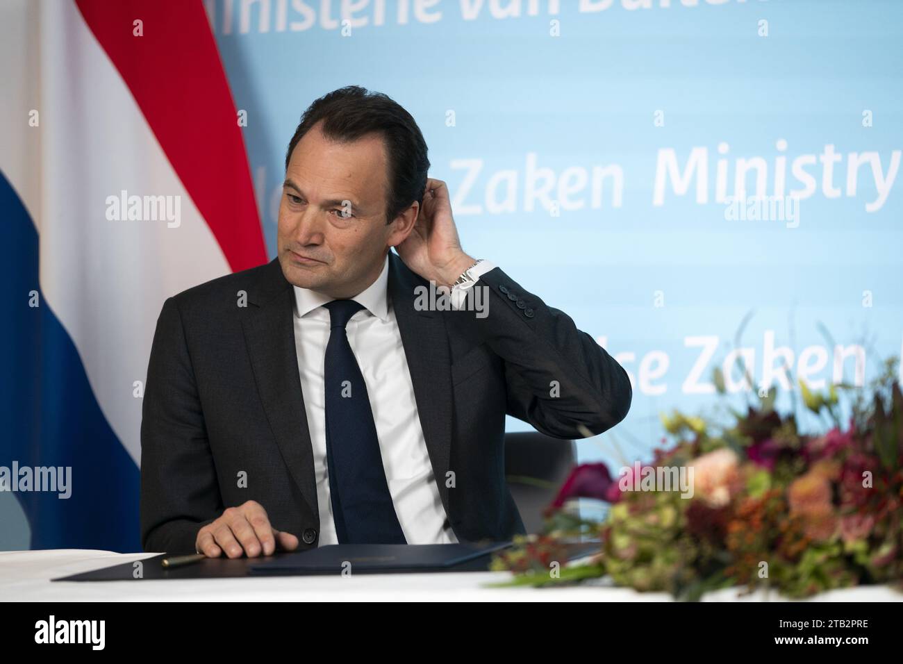 Maternity leave netherlands hires stock photography and images Alamy