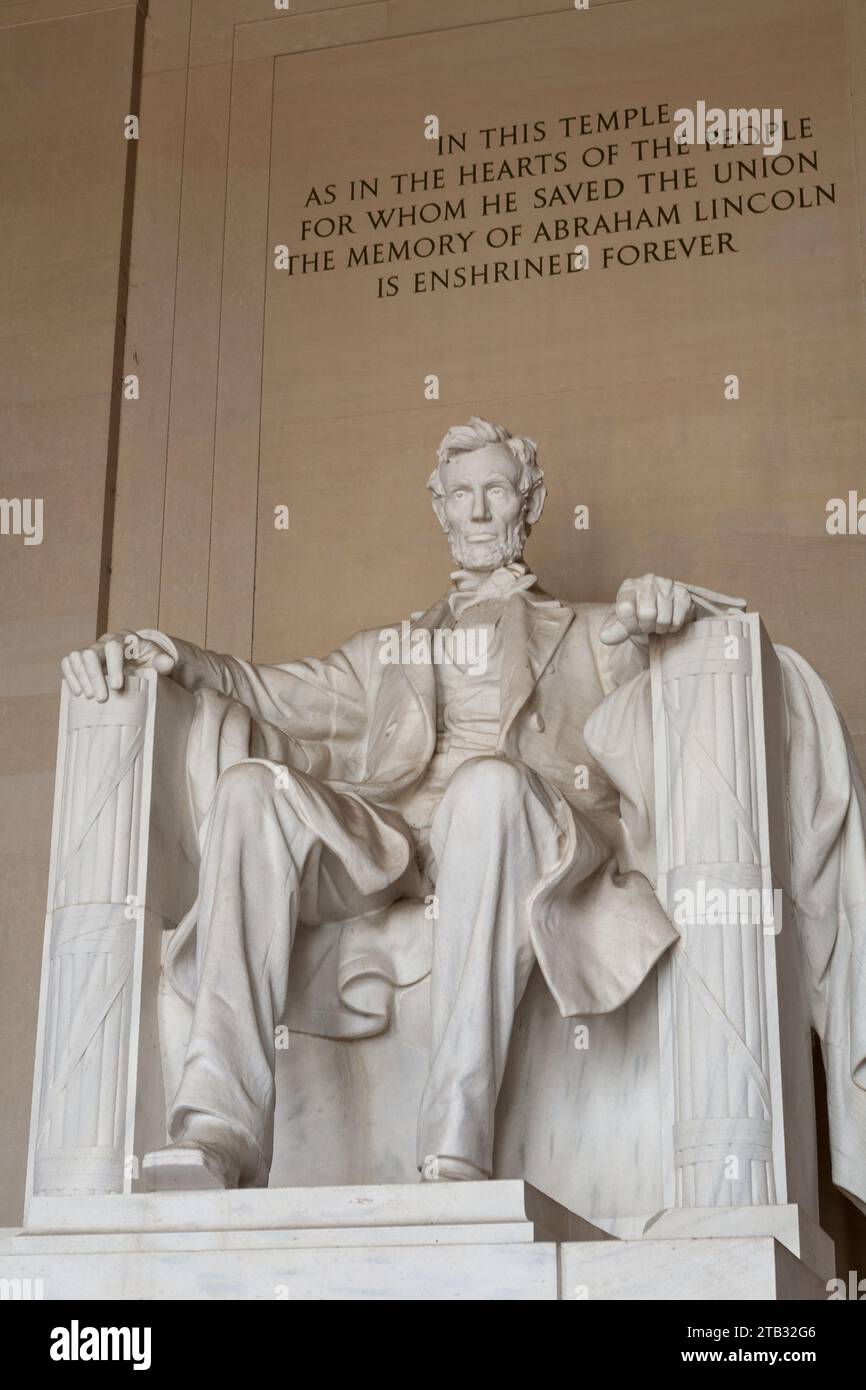 Tribute to Abraham Lincoln inspired by the Parthenon with 5.8 m marble ...