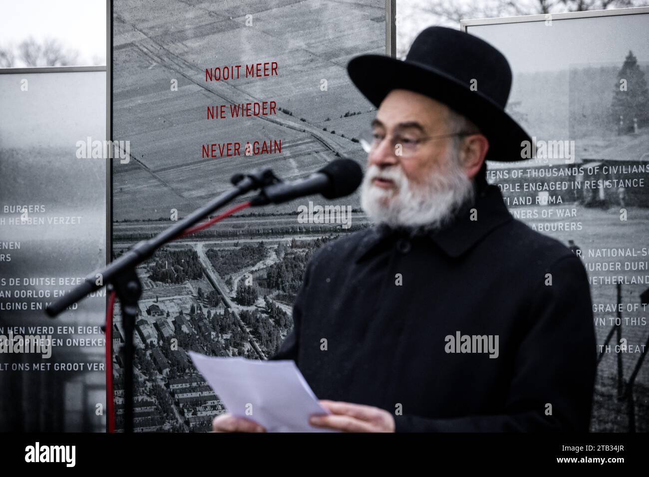 German Rabbi YSSELSTEYN - Rabbi Binyomin Jacobs, Chief Rabbi of the Netherlands ...