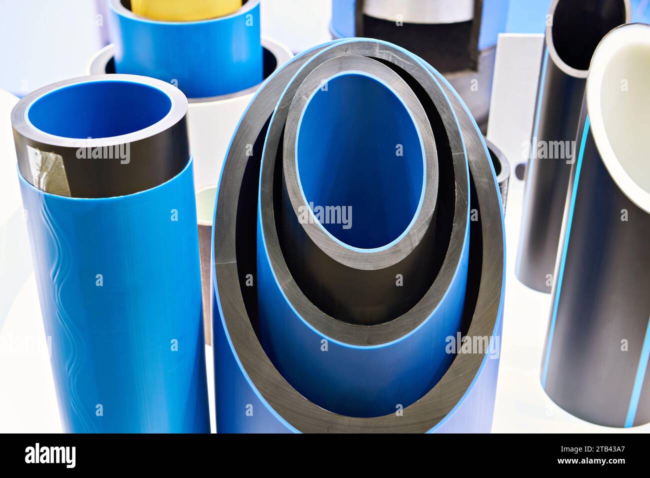 Plastic water pipe hires stock photography and images Alamy