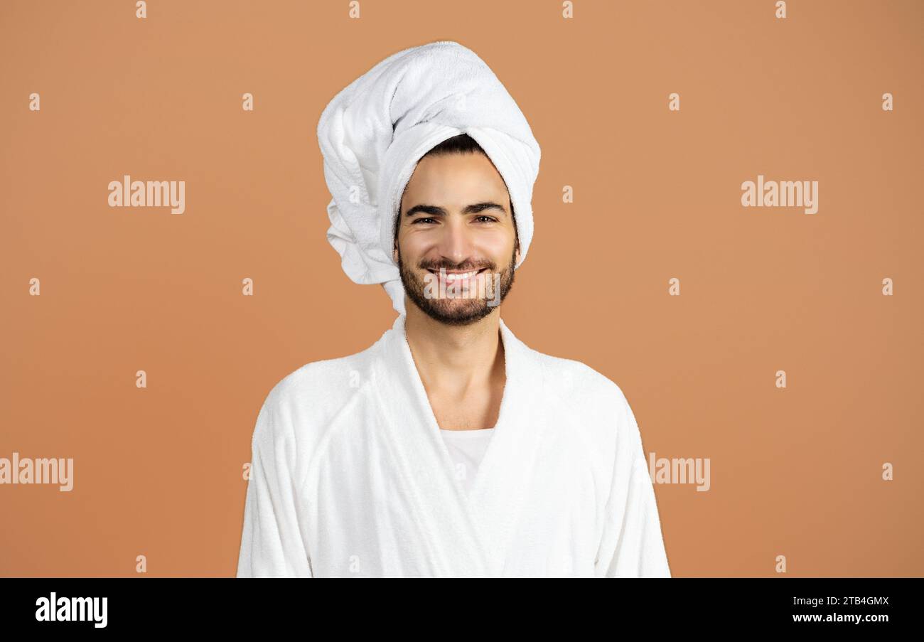 Middle eastern male headshot 20s hi-res stock photography and images ...