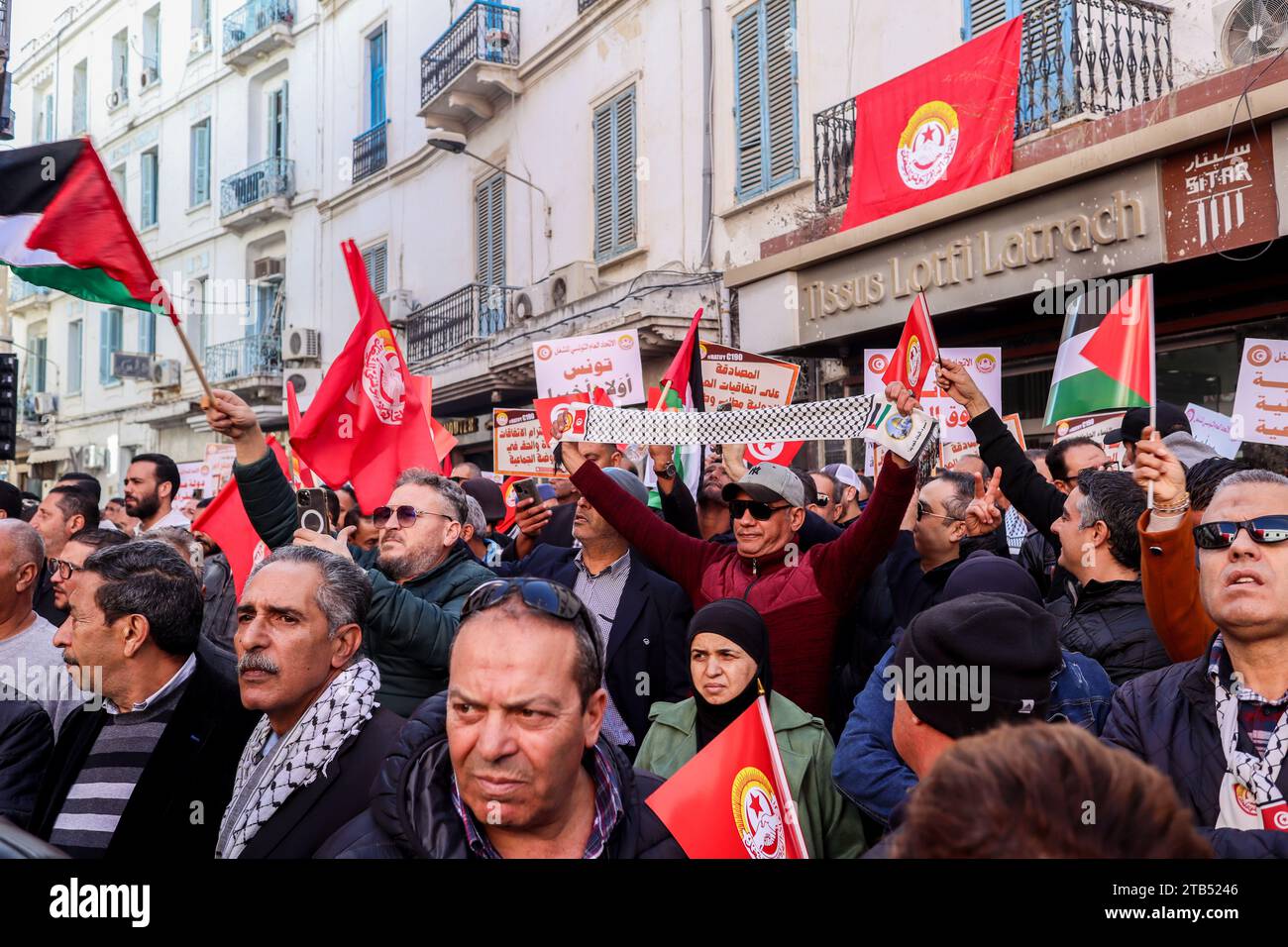 December 4, 2023: Tunis, Tunisia. 04 December 2023. Tunisians hold a