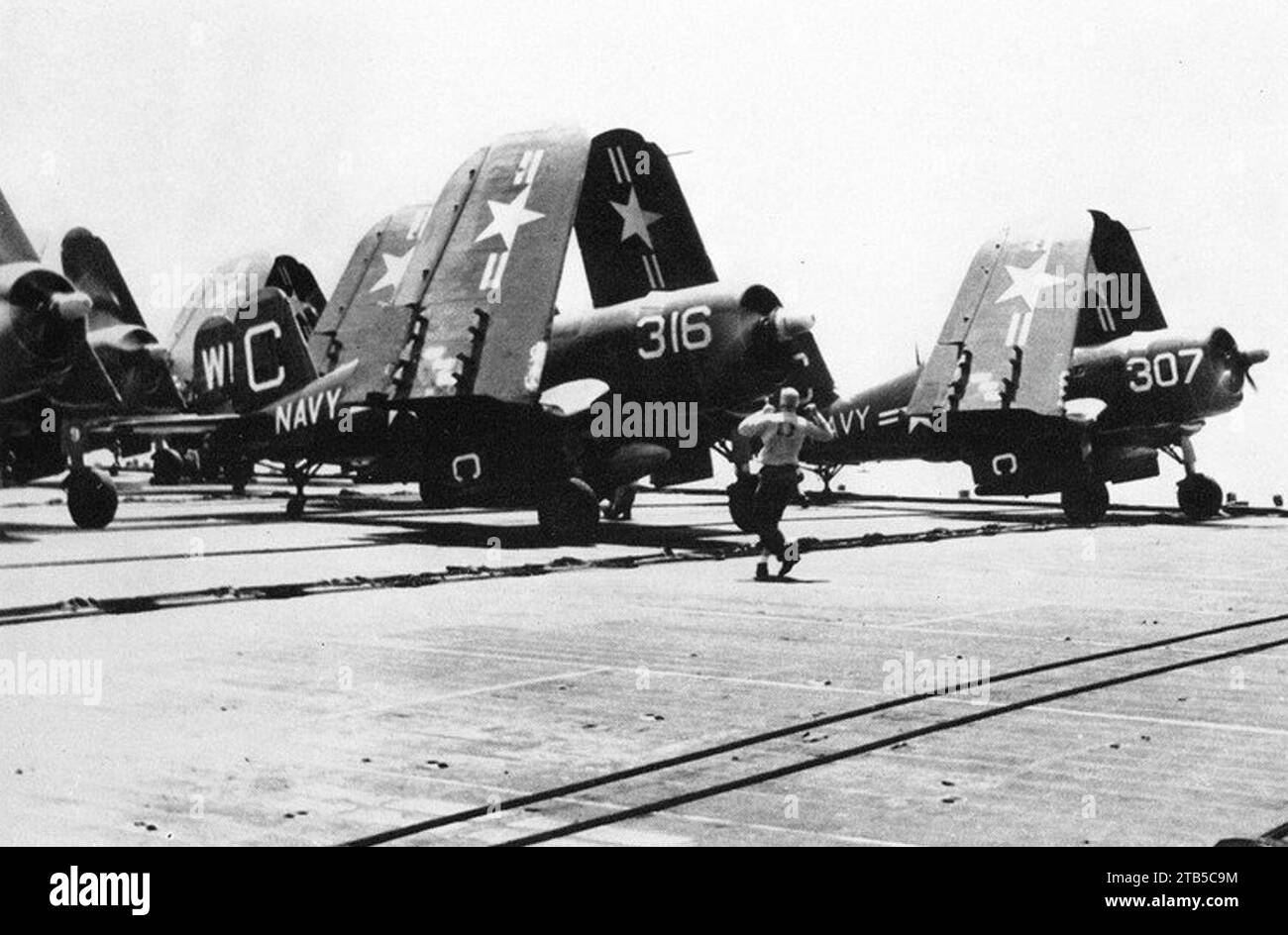 Vought F4U-4 Corsairs of VF-41 aboard USS Midway (CVB-41), in 1952 ...