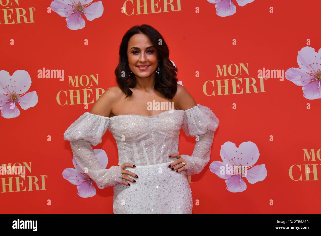 Nina Moghaddam/Mon Cheri Barbara Tag/Isarpost/München/04. Dezember 2023