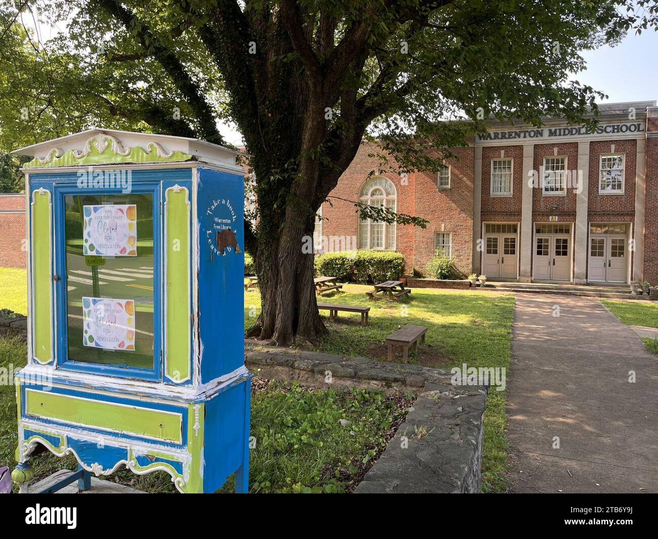 Middle school archive hires stock photography and images Alamy