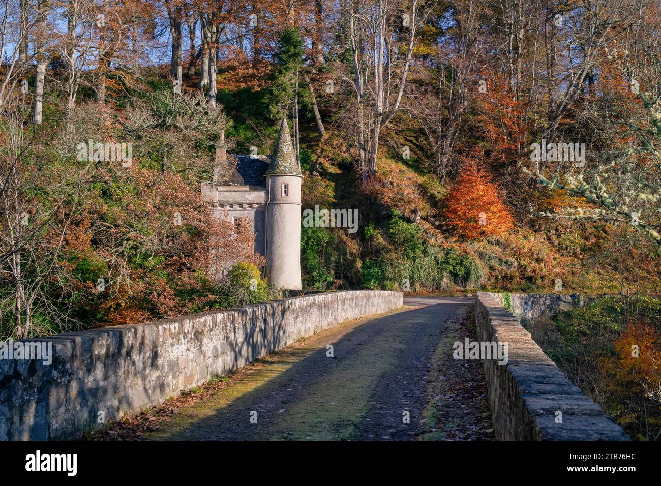 Avon and Castle Gatehouse and the old bridge in November, Ballindalloch, Morayshire, Scotland Stock Photo