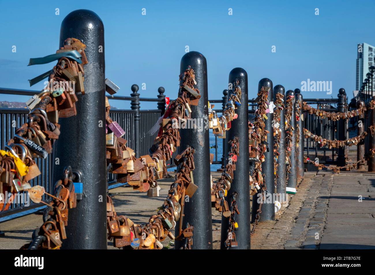 Waterfront railings hires stock photography and images Alamy