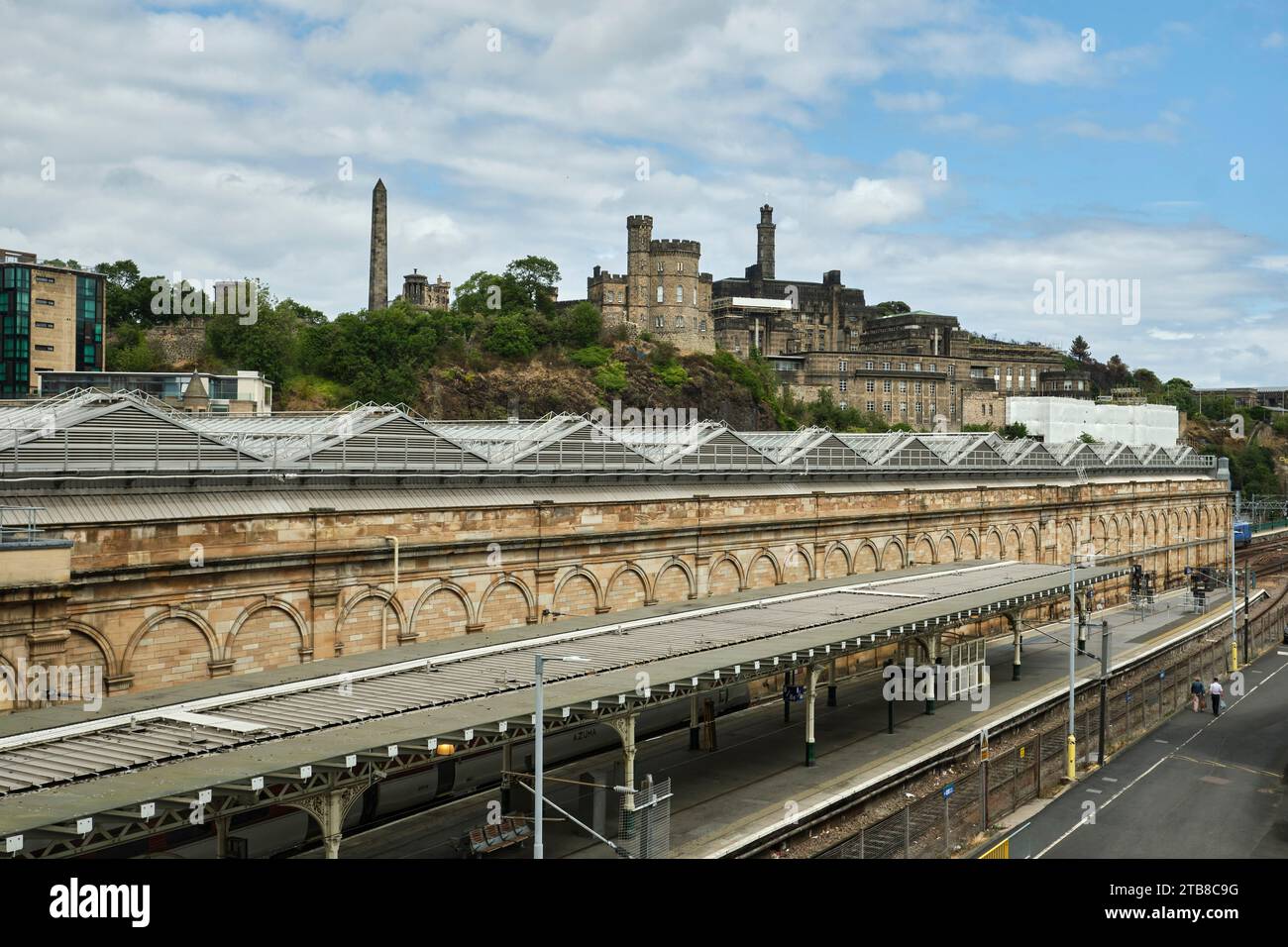 Edinburgh Waverley railway station, Scotland Stock Photo - Alamy