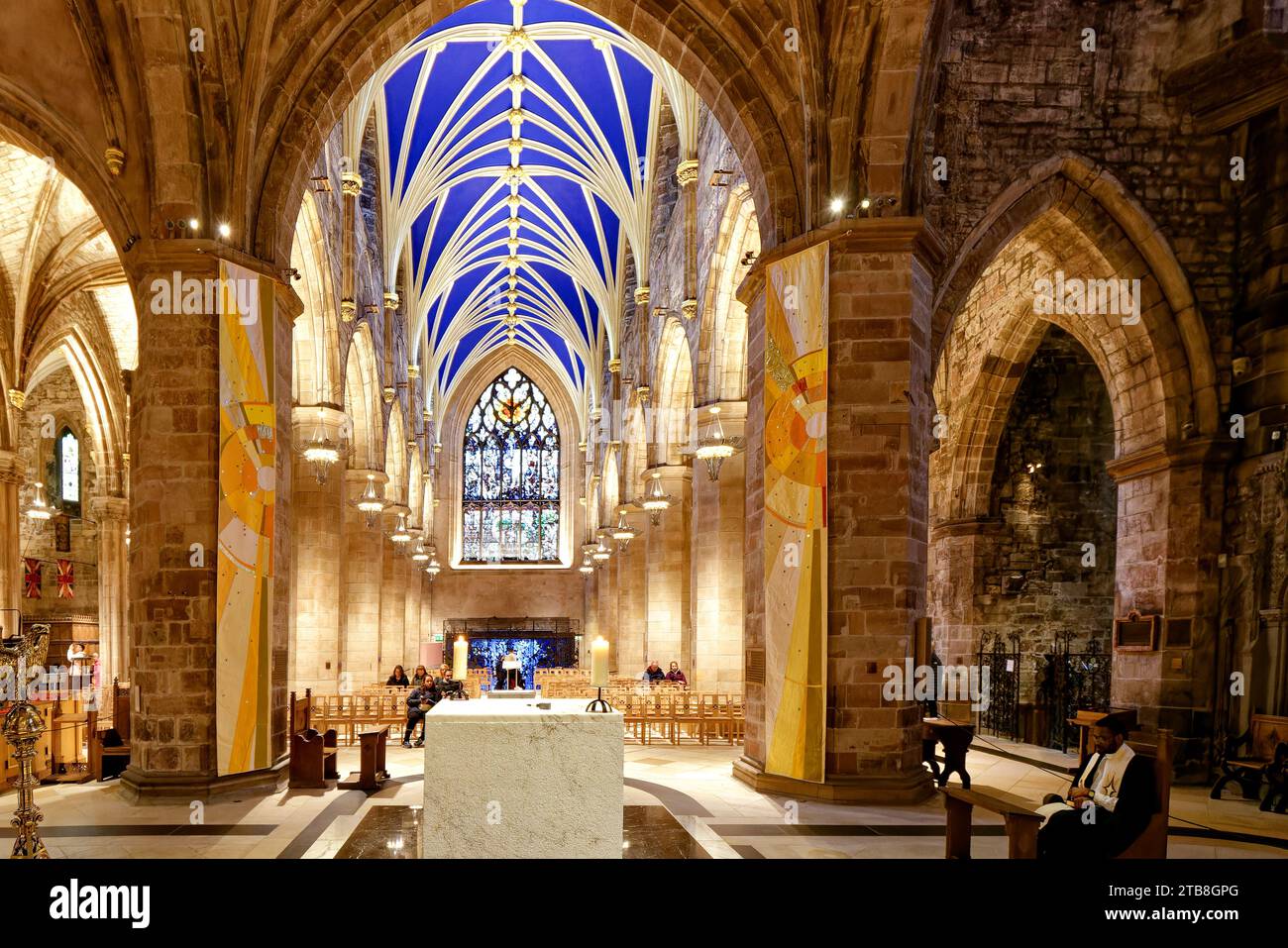 St Giles' Cathedral Old Town Edinburgh interior and the white marble communion table Stock Photo