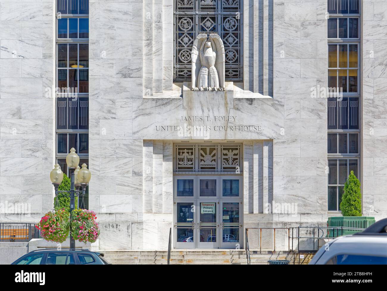 Gander, Gander & Gander designed the 1934 U.S. Post Office Courthouse