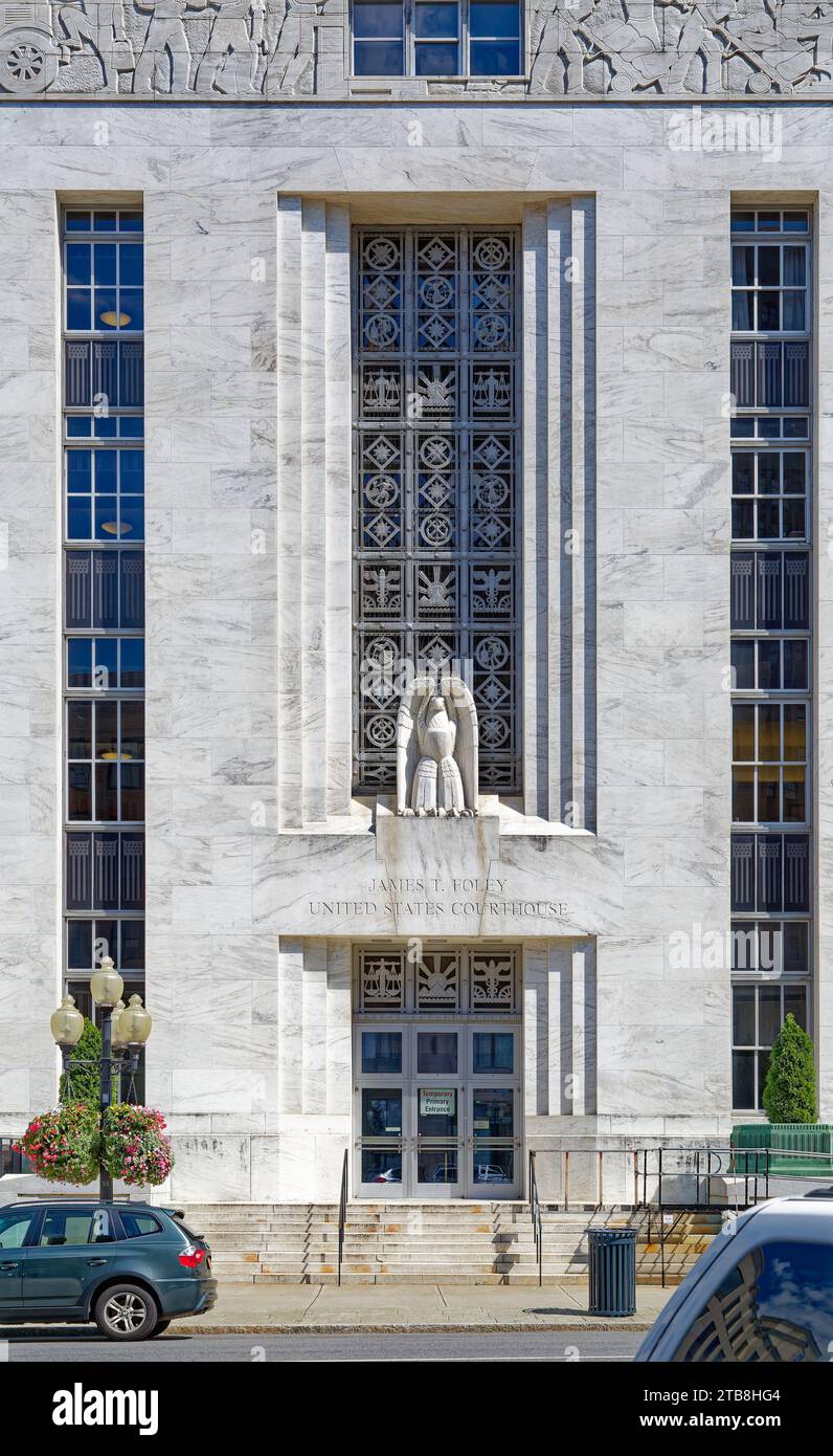 Gander, Gander & Gander designed the 1934 U.S. Post Office Courthouse