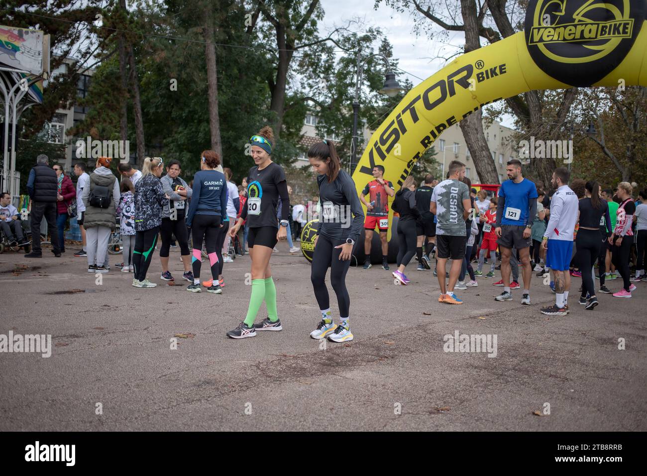 Belgrade, Serbia, Nov 4, 2023: People at the start of the charity run race that raises funds to support a person who needs medical treatment Stock Photo