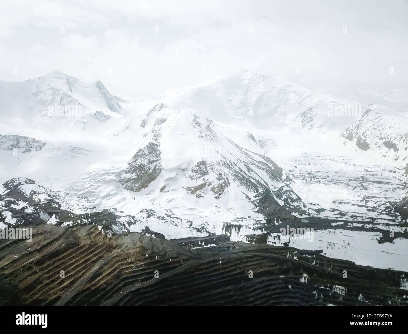 Kyrgyzstan gold mine hi-res stock photography and images - Alamy