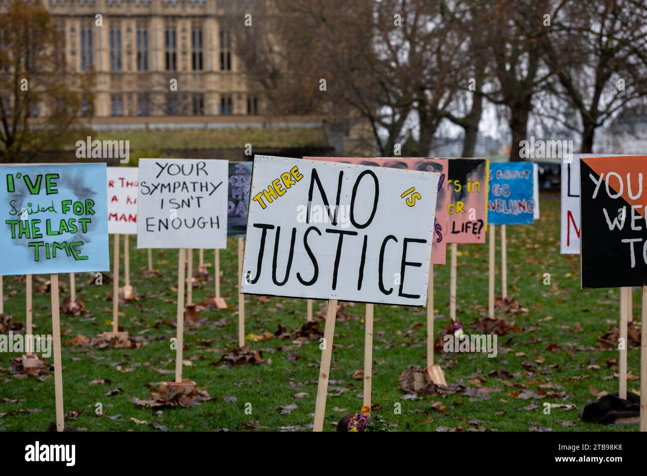 London, UK. 5th Dec, 2023. The launch of the report 'YOU WERE TOLD A VOICE FOR KILLED WOMEN' in Victoria Tower Gardens London UK Credit: Ian Davidson/Alamy Live News Stock Photo