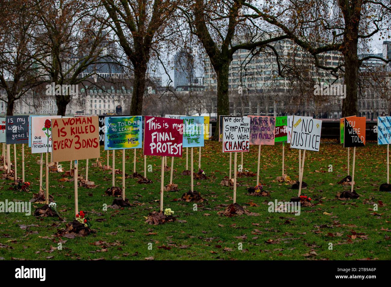 London, UK. 5th Nov, 2023. campaign group Killed Women demonstration in  Victoria Tower Gardens with placards in the ground for each women that has lost there life to Domestic violence to help reducing the number of women killed by men and education to tackle misogynistic attitudes as victims' families called for more action to stop fatal male Violence Credit: Richard Lincoln/Alamy Live News Stock Photo