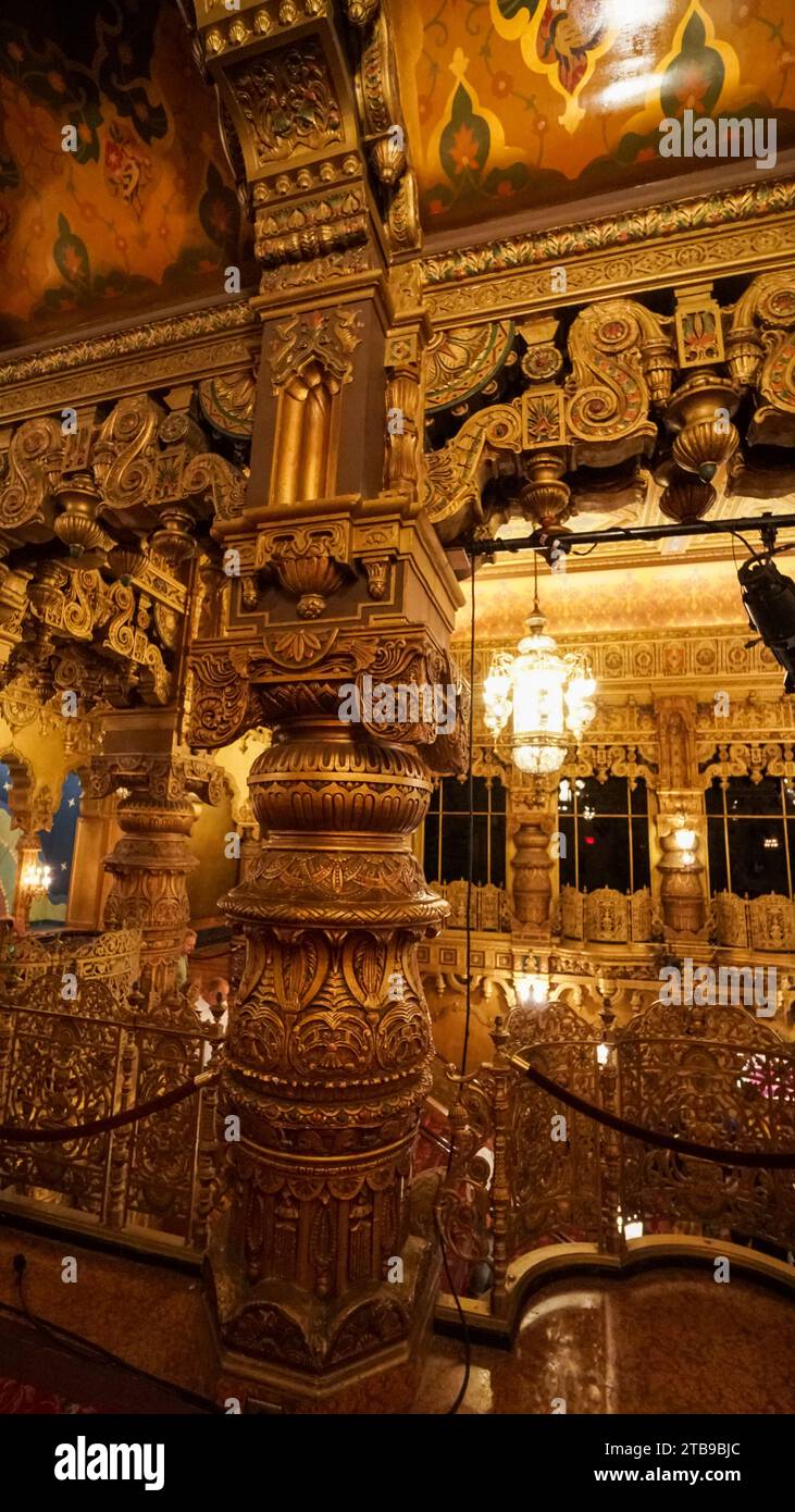 Theater new york interior hi-res stock photography and images - Alamy