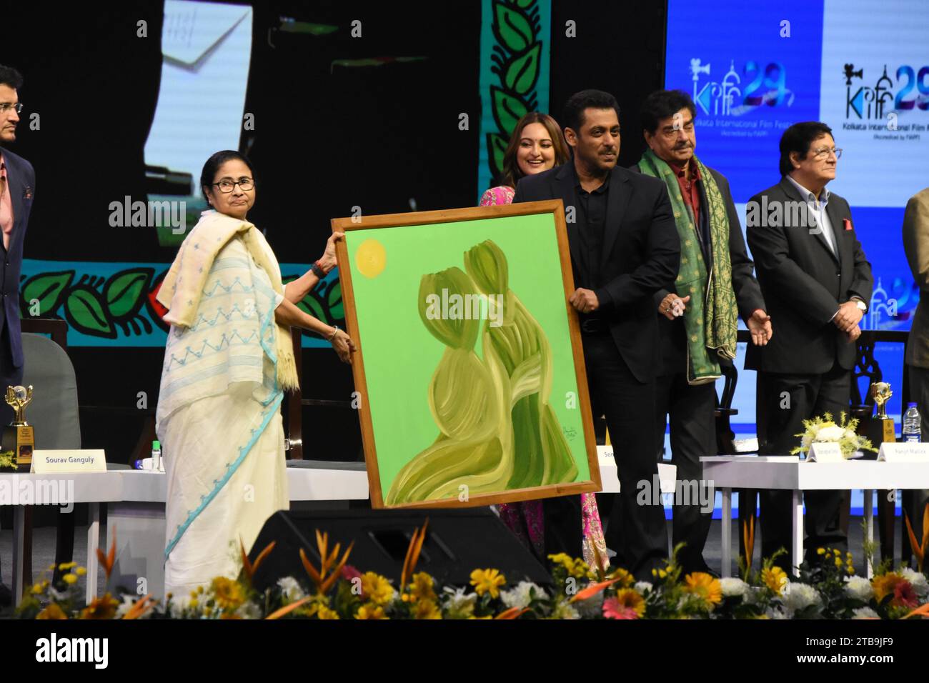Mamata Banerjee, Chief Minister of West Bengal, presenting her painting to Bollywood star actor Salman Khan at the iaugural function of the 29th edition of the Kolkata International Film Festival (KIFF 29), organized by the Information and Cultural Affairs Department, Government of West Bengal, which is scheduled to be held between 5 - 12 December, 2023 in Kolkata, the cultural capital of the State of West Bengal. this festival is accredited by the International Federation of Film Producers' Association or FIAPF. (Photo by Biswarup Ganguly/Pacific Press) Stock Photo