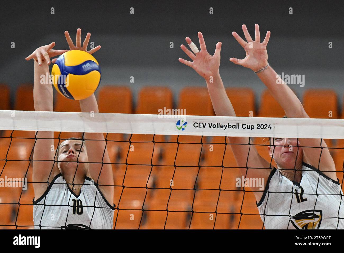 Brno, Czech Republic. 05th Dec, 2023. Pavla Smidova, left, and Anna ...