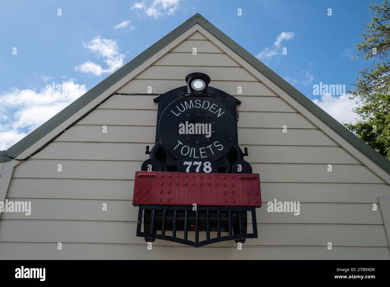 Road trip around the South Island of New Zealand. pictured at Lumsden
