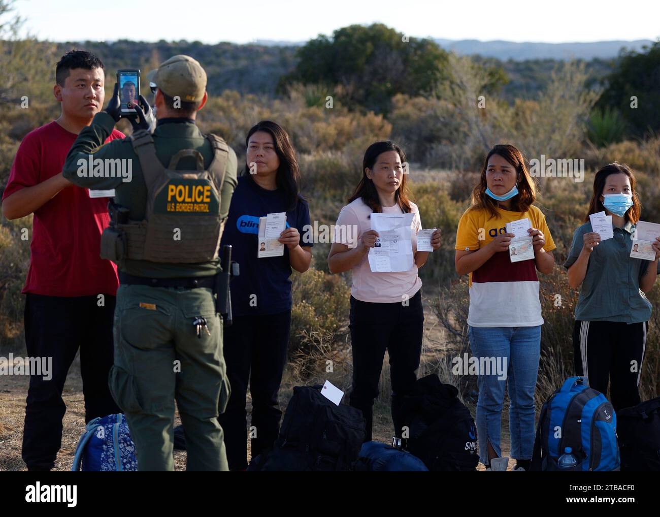 Jacumba Hot Springs California USA 3rd Dec 2023 An Asylum Seeking jacumba-hot-springs-california-usa-3rd-dec-2023-an-asylum-seeking