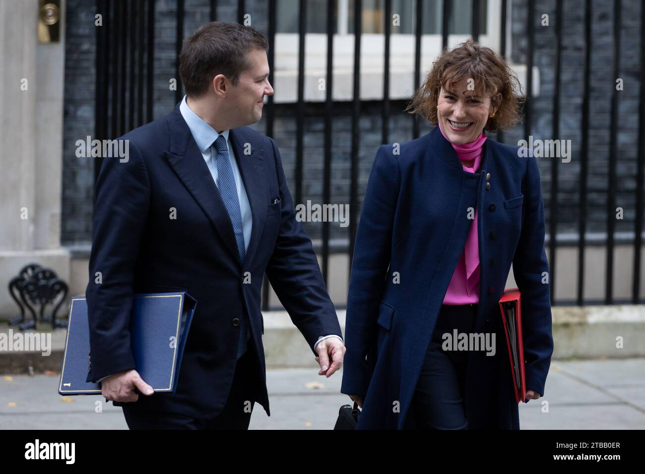 London, UK. 22nd Nov, 2023. Robert Jenrick and Victoria Atkins leave a cabinet meeting in Downing Street, London. Later, Chancellor Jeremy Hunt will present his Autumn Statement to Parliament. (Photo by Tejas Sandhu/SOPA Images/Sipa USA) Credit: Sipa USA/Alamy Live News Stock Photo