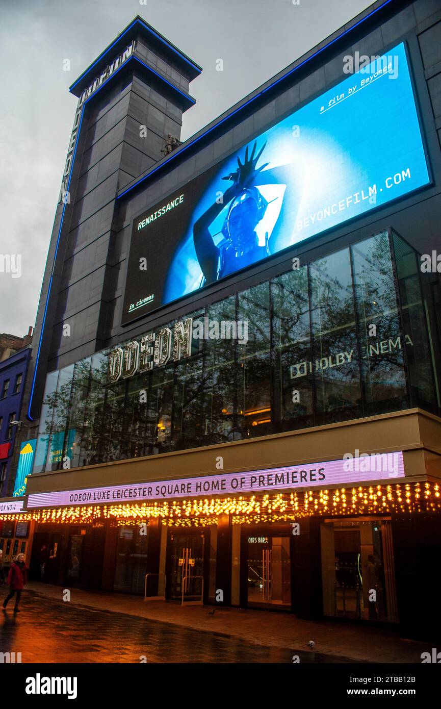 Beyonce london renaissance hi-res stock photography and images - Alamy