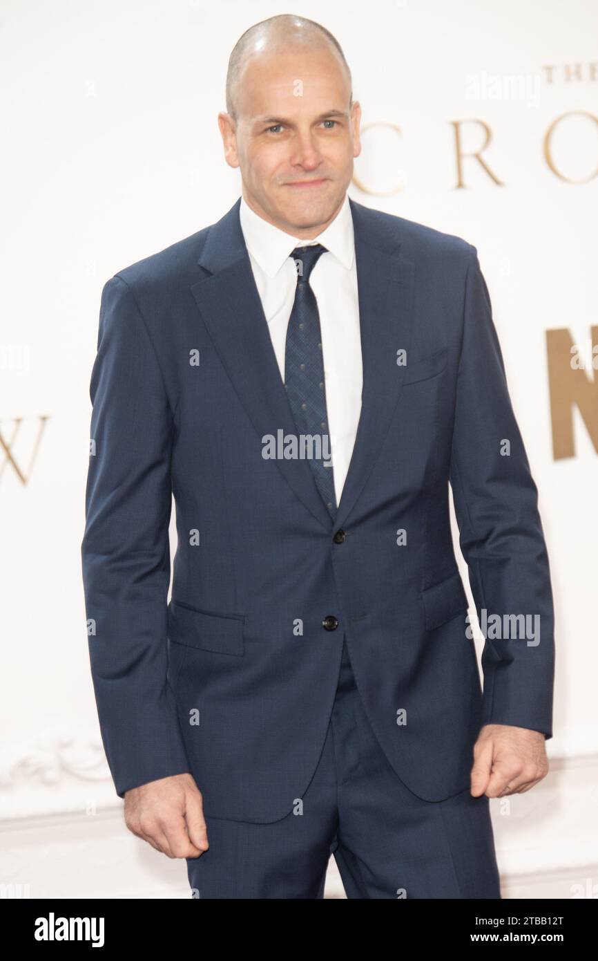 London, UK. 05 Dec, 2023. Pictured: Jonny Lee Miller attends The Crown