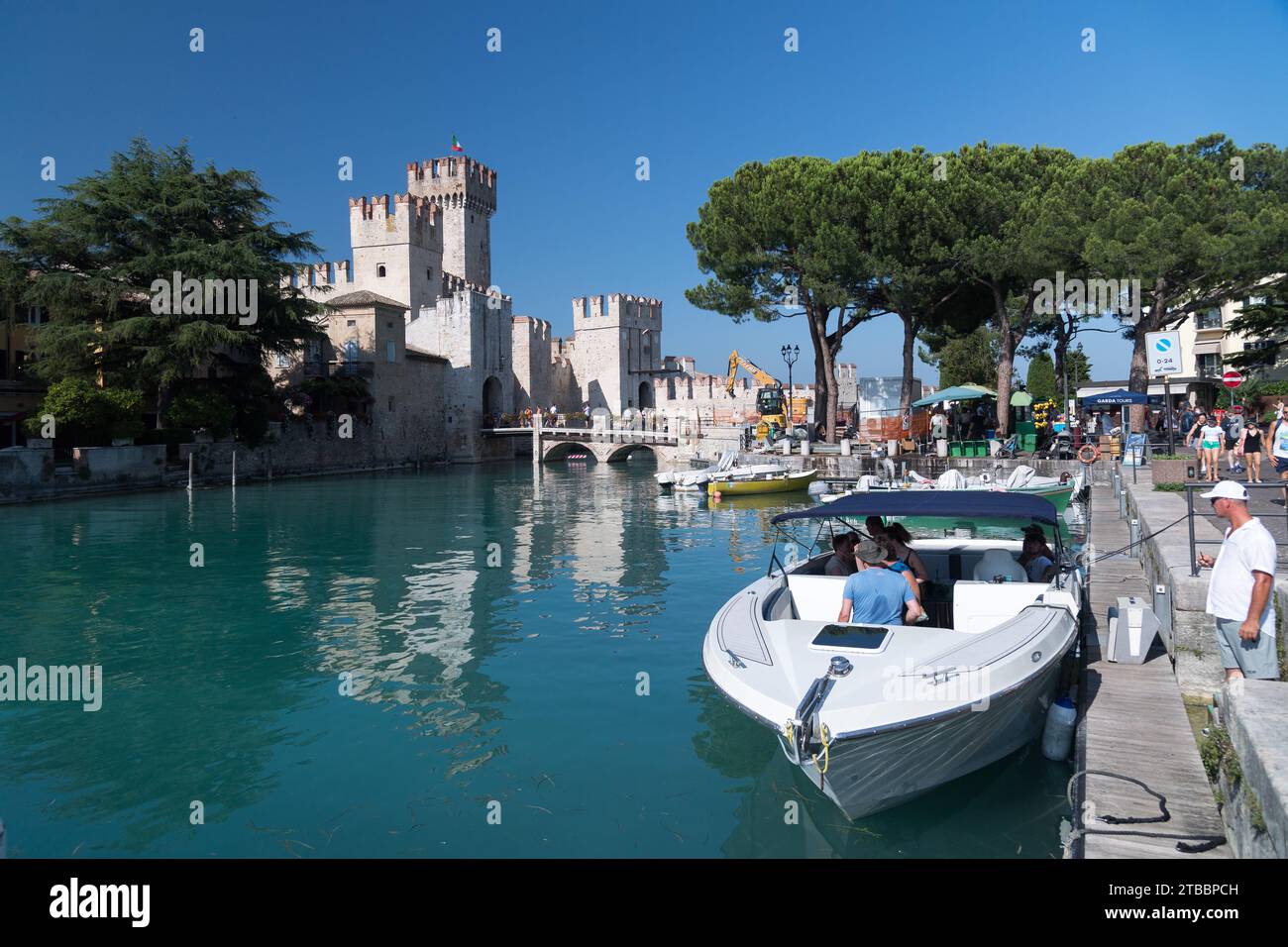 Gothic Castello scaligero di Sirmione (Scaligero Castle of Sirmione ...