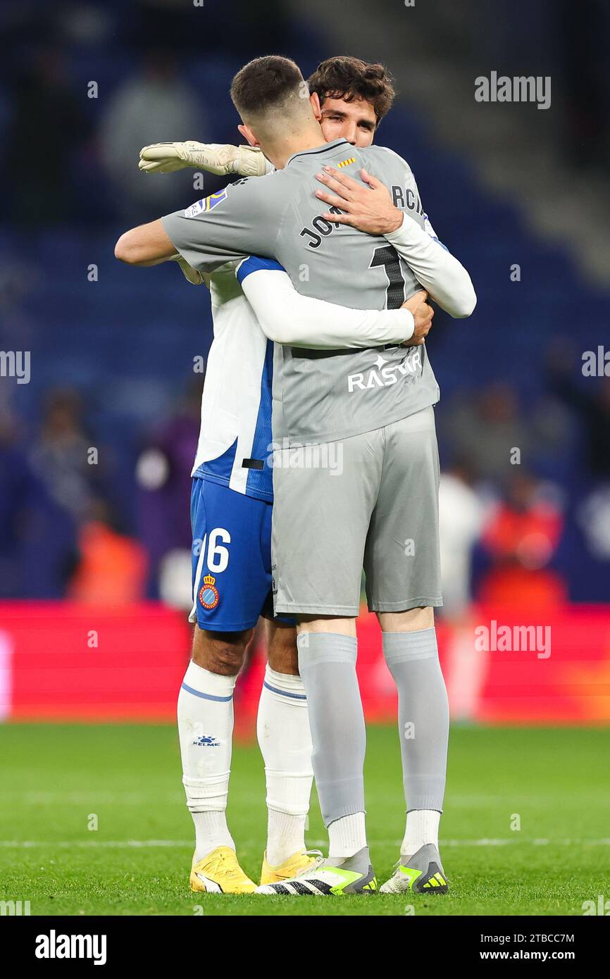 Barcelona, Spain. 05th Dec, 2023. Leandro Cabrera of RCD Espanyol with Joan Garcia of RCD Espanyol during the Spanish Copa del Rey match between RCD Espanyol and Real Valladolid at Stage Front Stadium in Barcelona on December 05, 2023. Credit: DAX Images/Alamy Live News Stock Photo