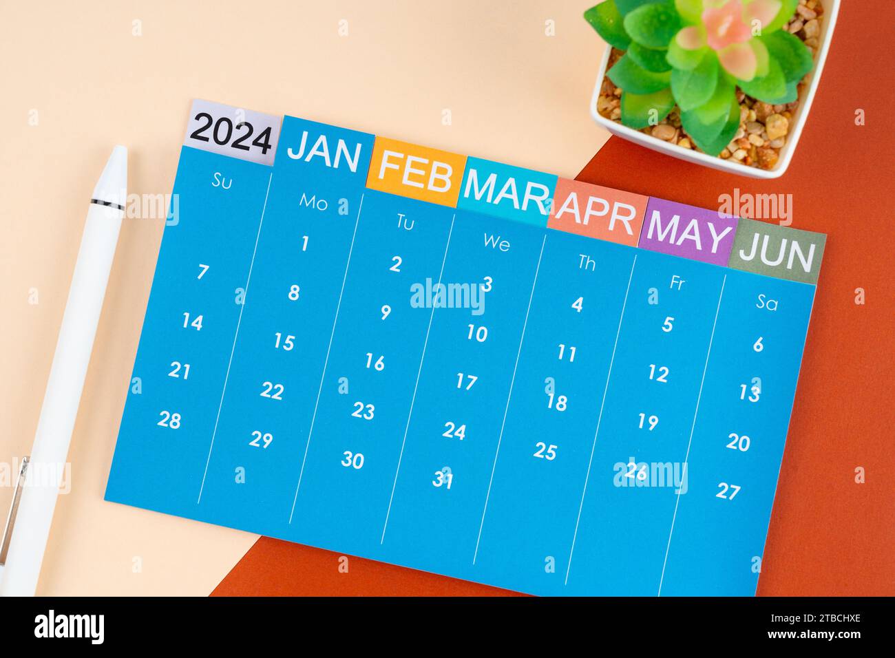 January 2024 calendar page hi-res stock photography and images - Alamy