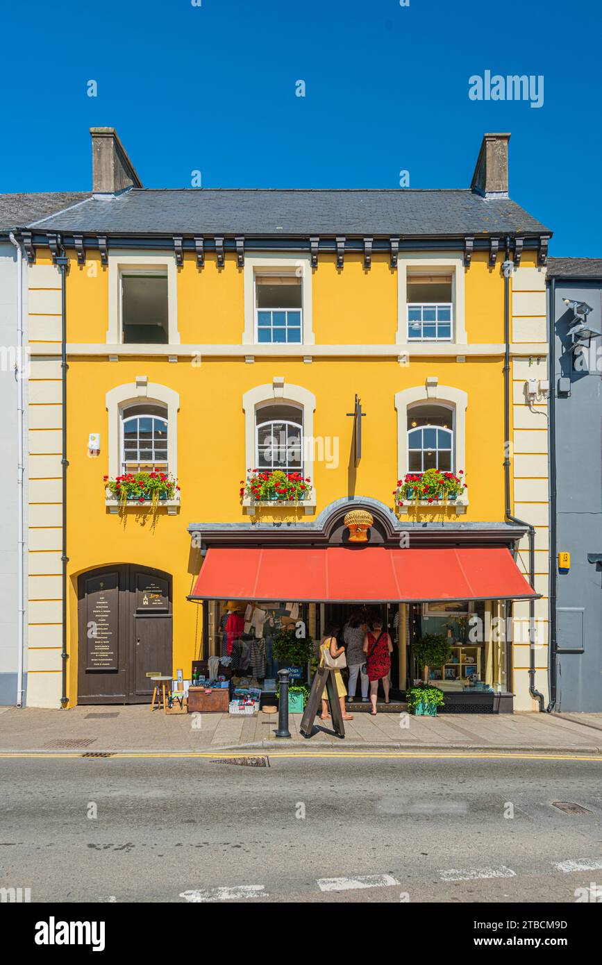 Sights around Narberth town centre, the gorgeous little market town in ...