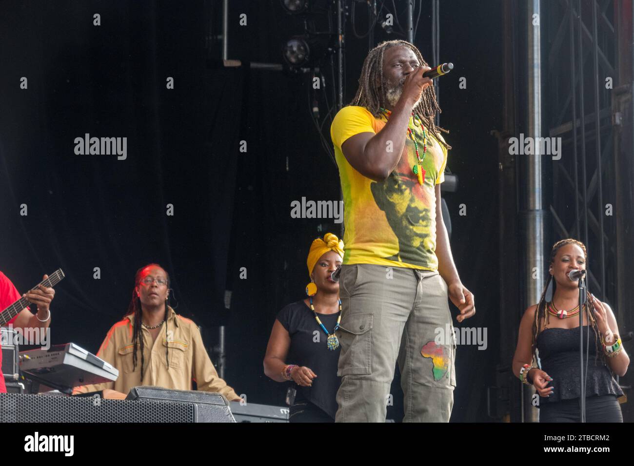 Tiken Jah Fakoly and his musicians and backing singers at the 2017 Francofolies de Montréal. Place des festivals, Montreal, PQ, Canada. Stock Photo