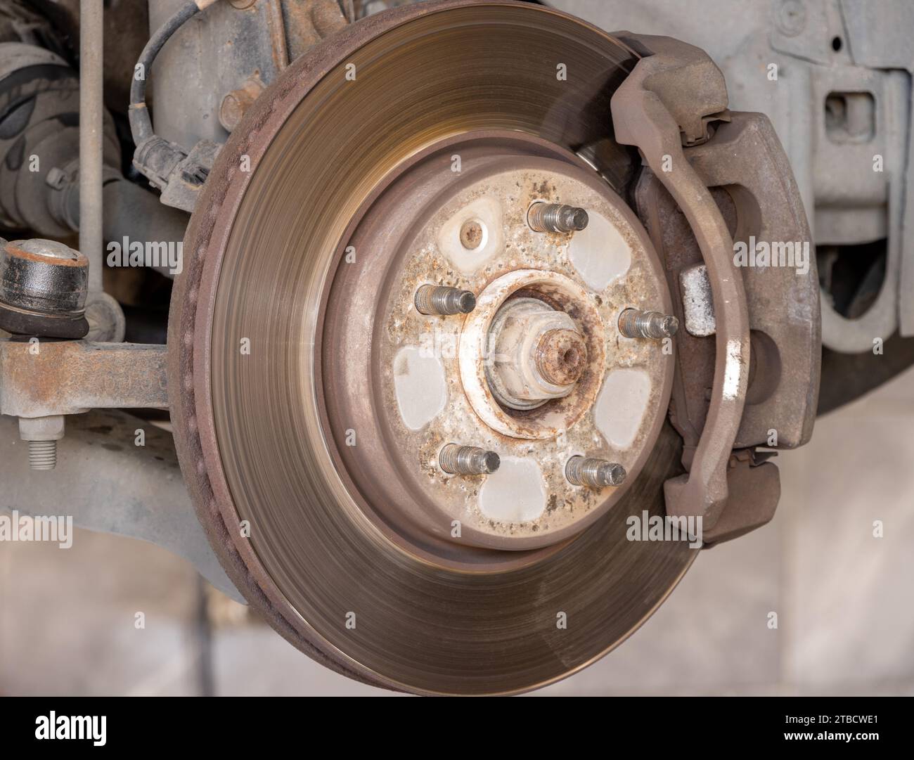 Disk brake pad and car disk brake system change service. Car disk brake ...