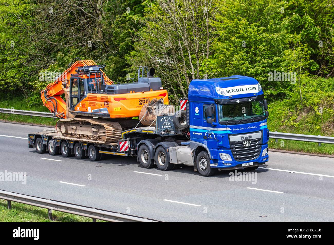 Metcalf Farms Yorkshire Dales; DAF Haulage delivery trucks, Goldhofer