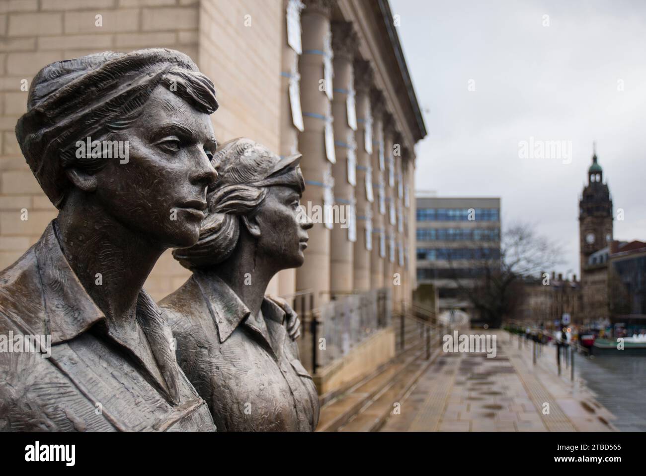 Women of Steel bronze sculpture by sculptor Martin Jenning, Sheffield, Yorkshire, UK Stock Photo